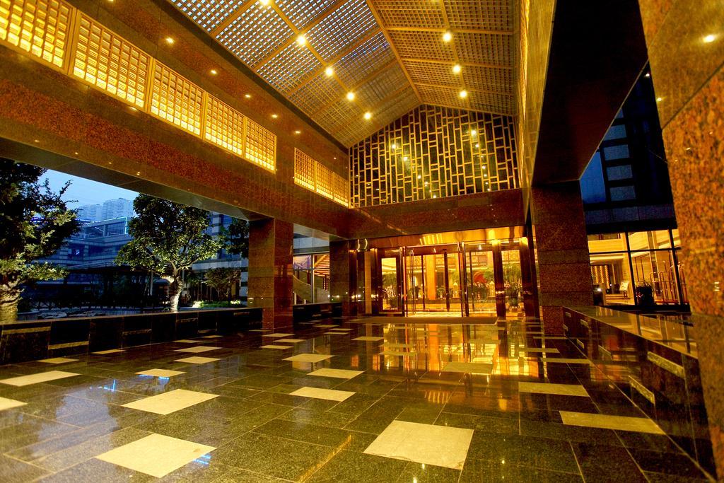 Gloria Grand Hotel Wuxi อู๋ซี ภายนอก รูปภาพ
